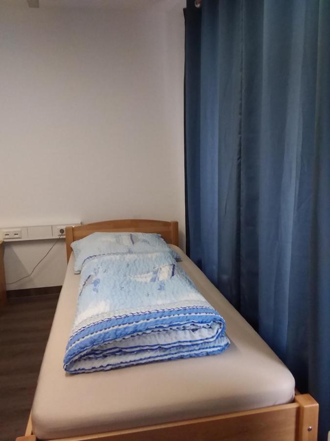 Nguyen Le 3 Schlafzimmer, 7 Bette,Dusche, 2 Wc , Kueche Ab 2 Uebernachtungen Neukirch  Ngoại thất bức ảnh